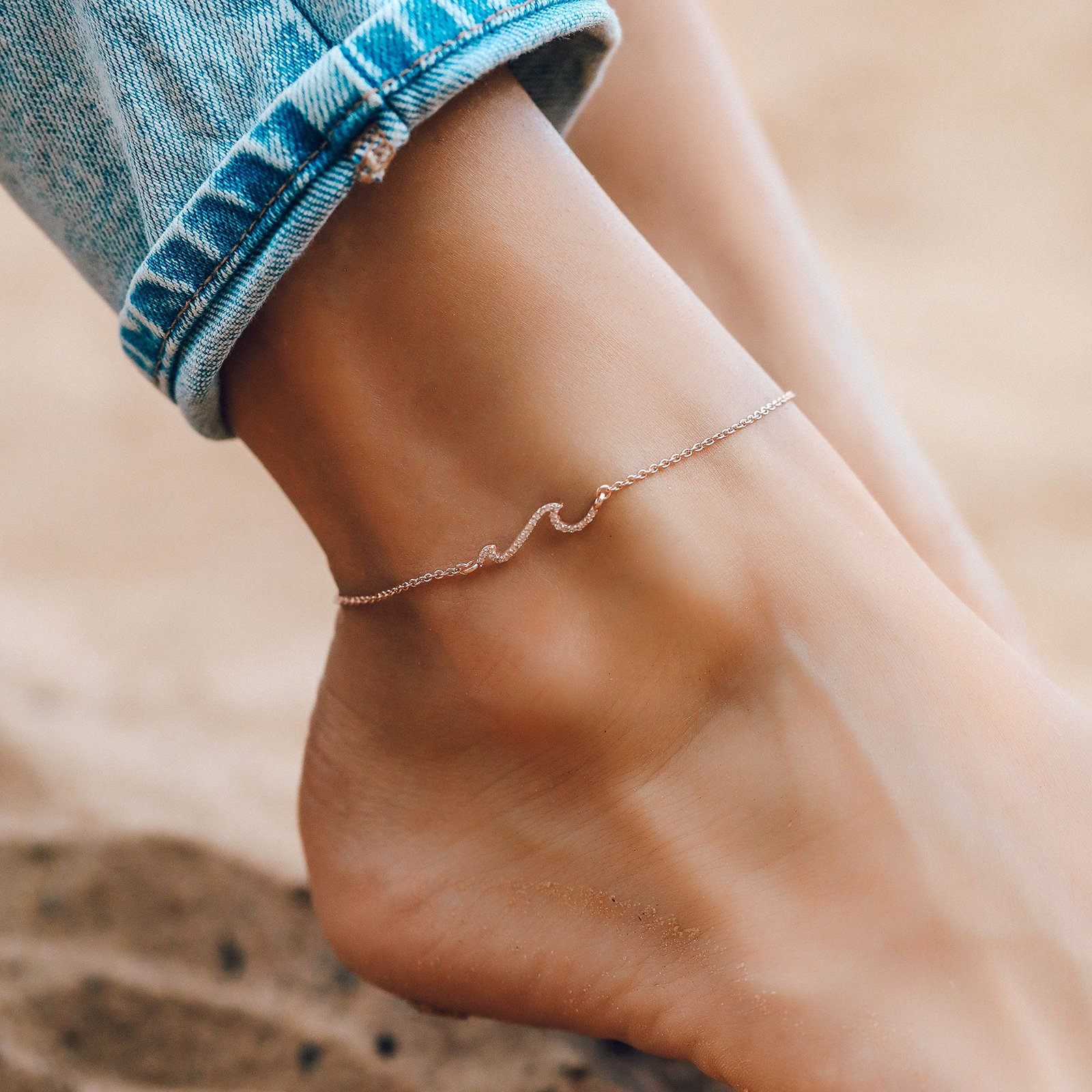 Pave Wave Anklet