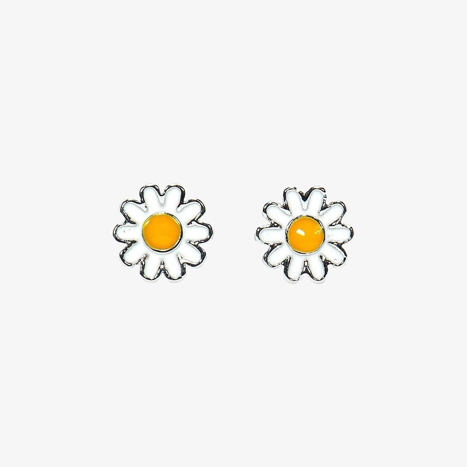 Daisy Studs